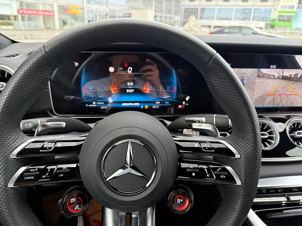 Mercedes-Benz AMG GT 2026 — фото 12