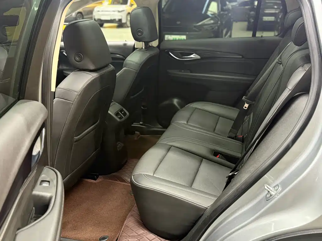Buick Envision Plus 2023 — фото 11