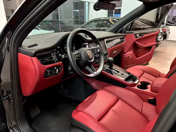 Porsche Macan 2022