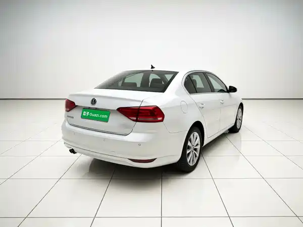 Volkswagen Lavida 2016