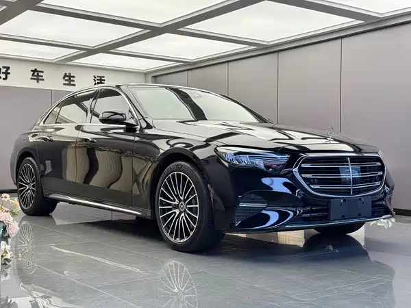 Mercedes-Benz E-Class 2023