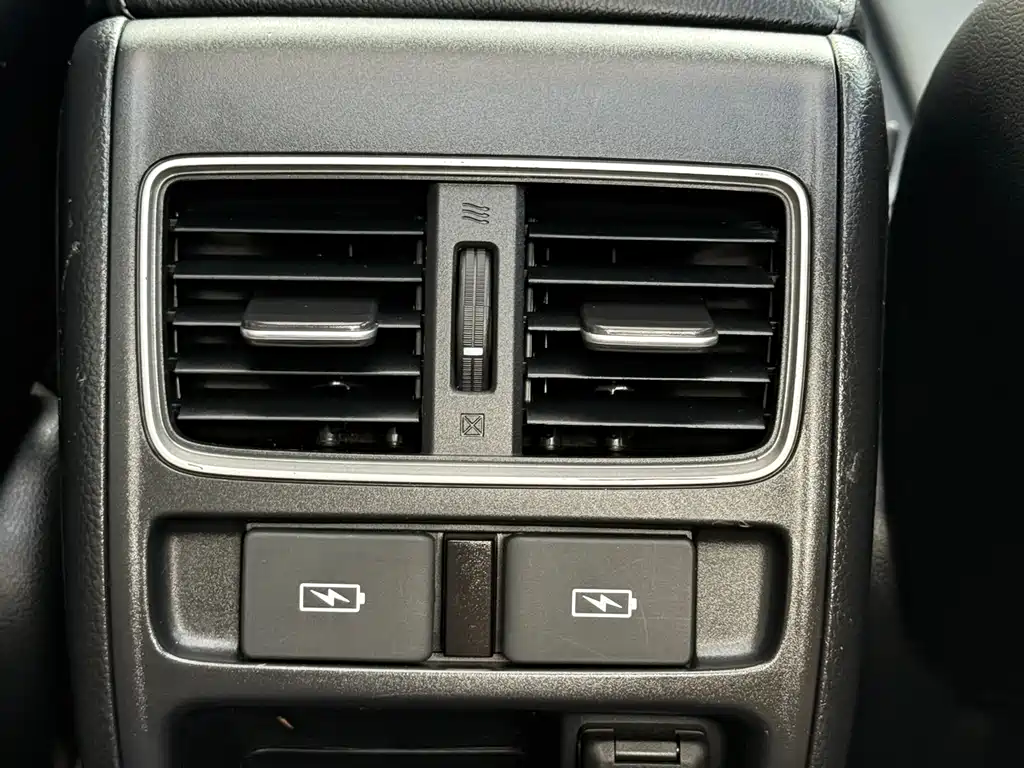 Honda Accord 2020 — фото 8