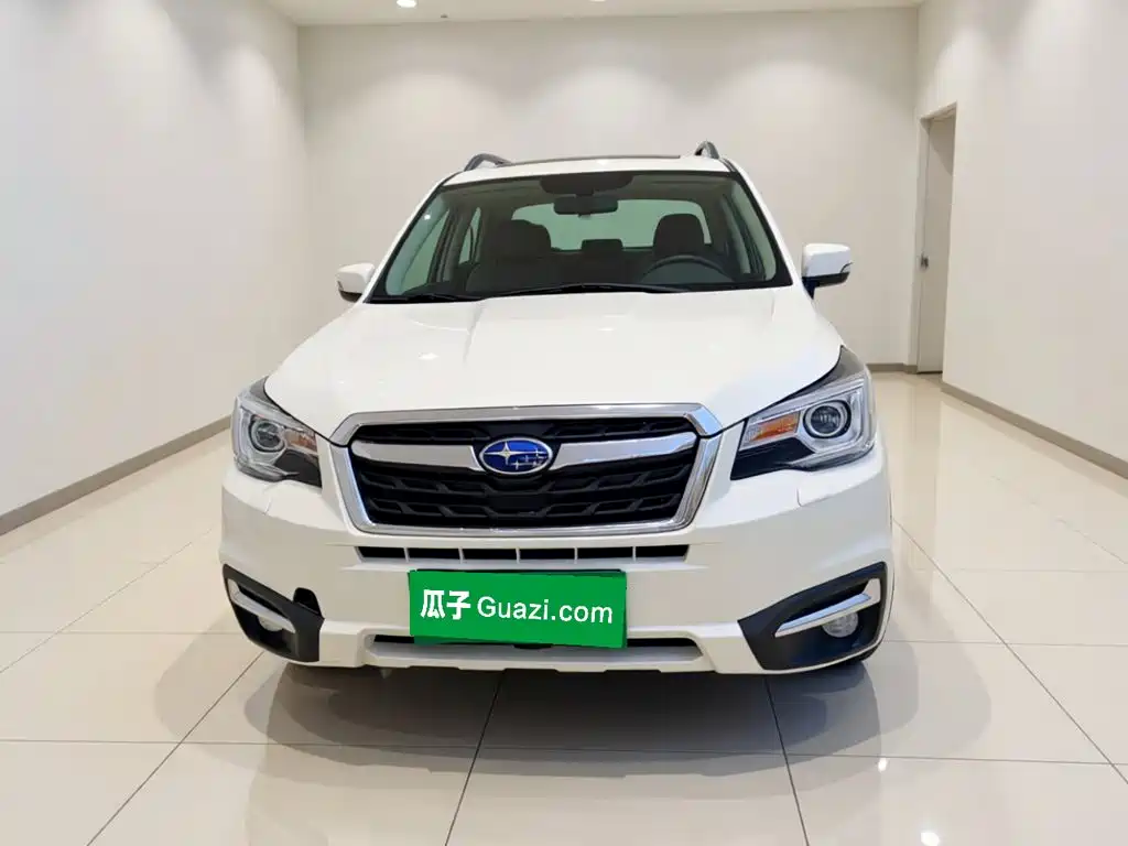 Subaru Forester 2018 — фото 2