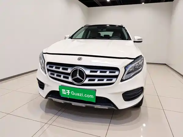 Mercedes-Benz GLA 2019