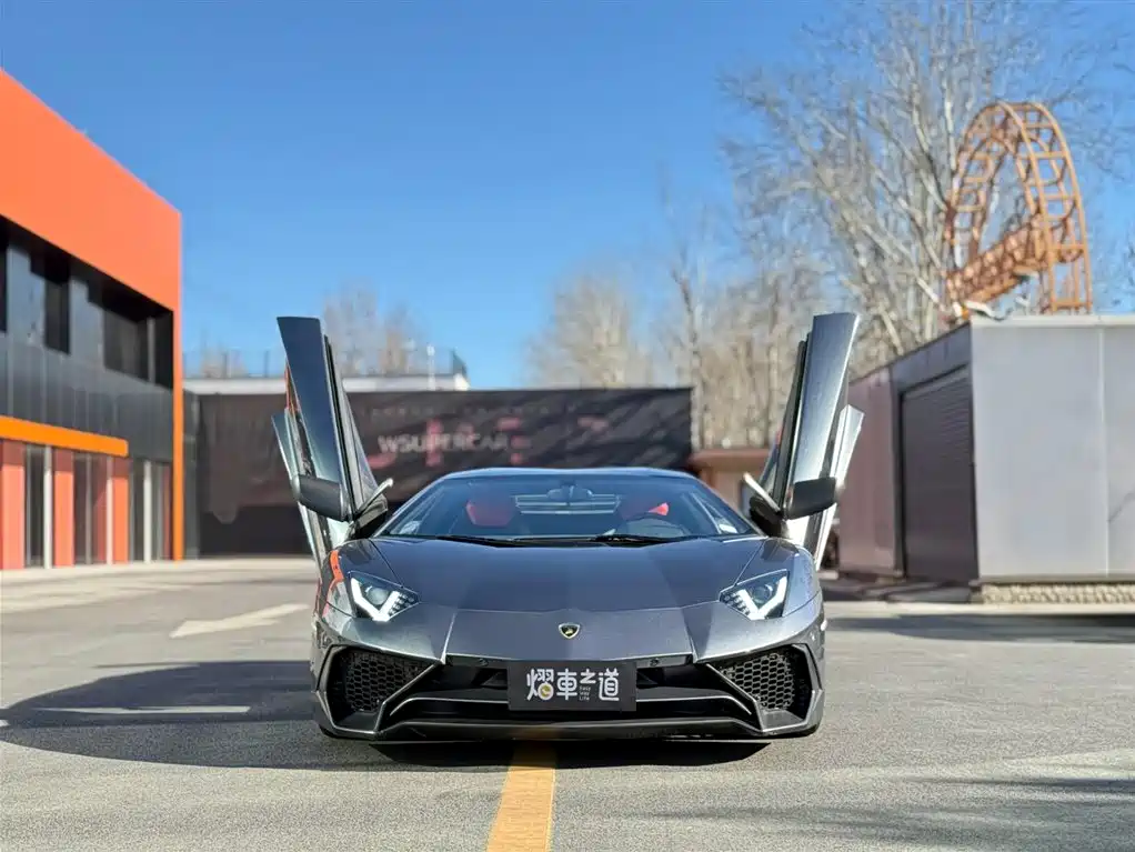 Lamborghini Aventador 2016 — фото 2