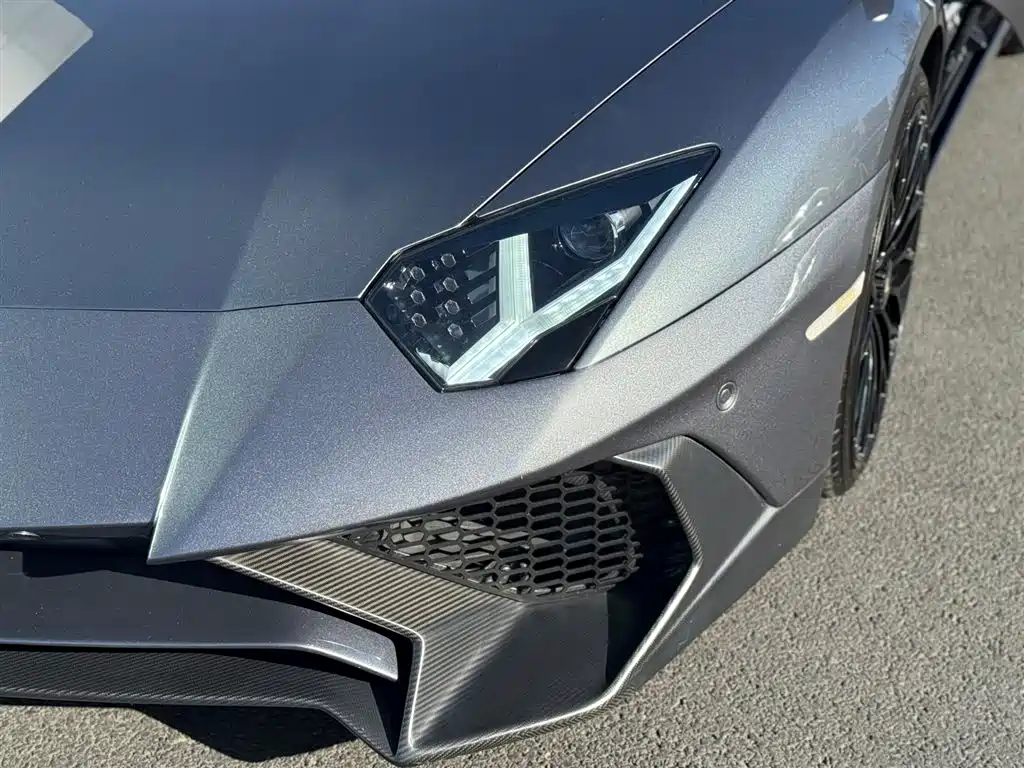 Lamborghini Aventador 2016 — фото 28