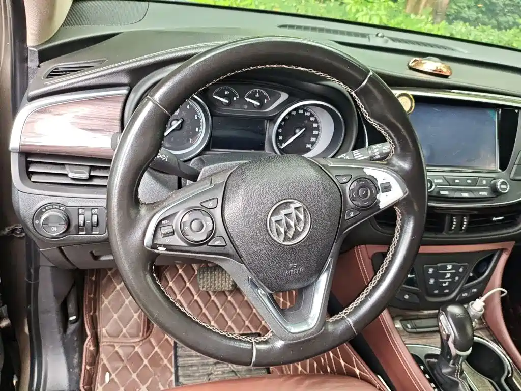 Buick Envision Plus 2016 — фото 11