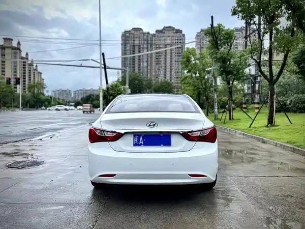 Hyundai Sonata 2013