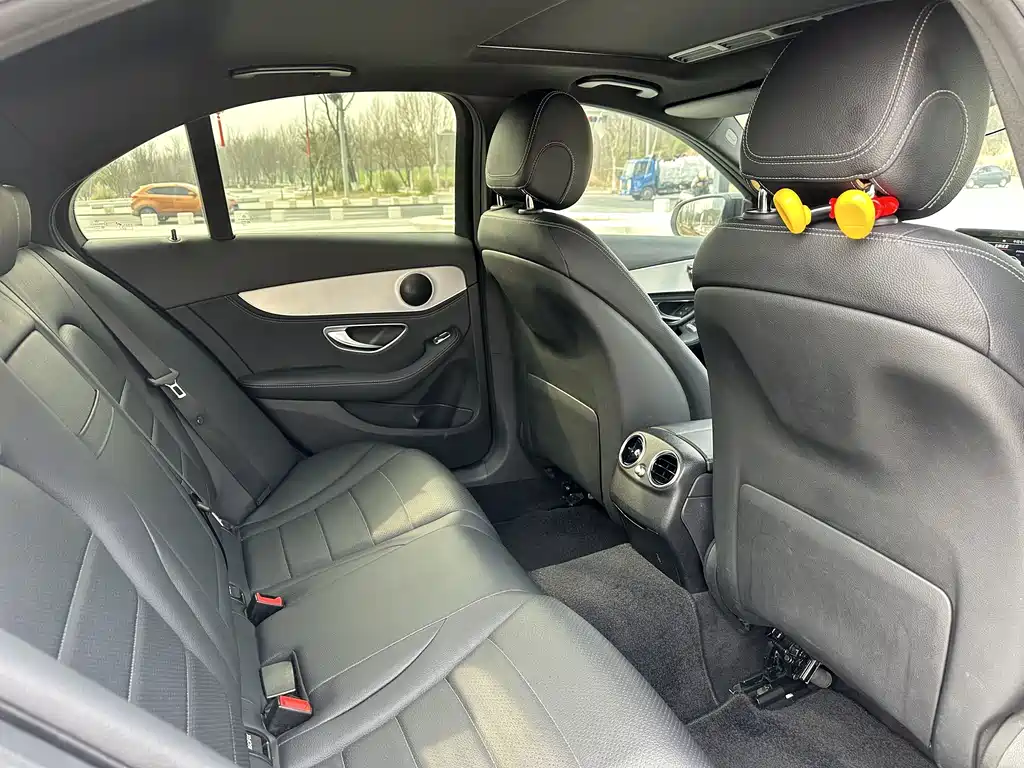 Mercedes-Benz C-Class 2016 — фото 12