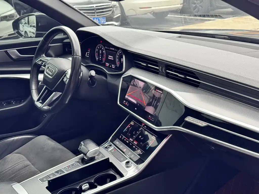Audi A6L 2021