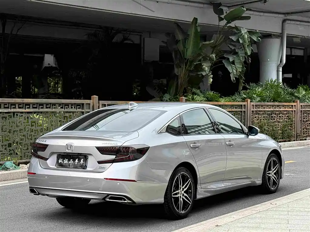 Honda Accord 2019 — фото 4
