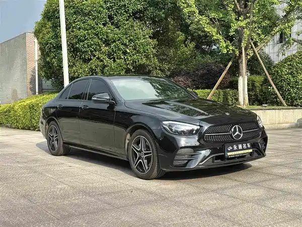 Mercedes-Benz E-Class 2021