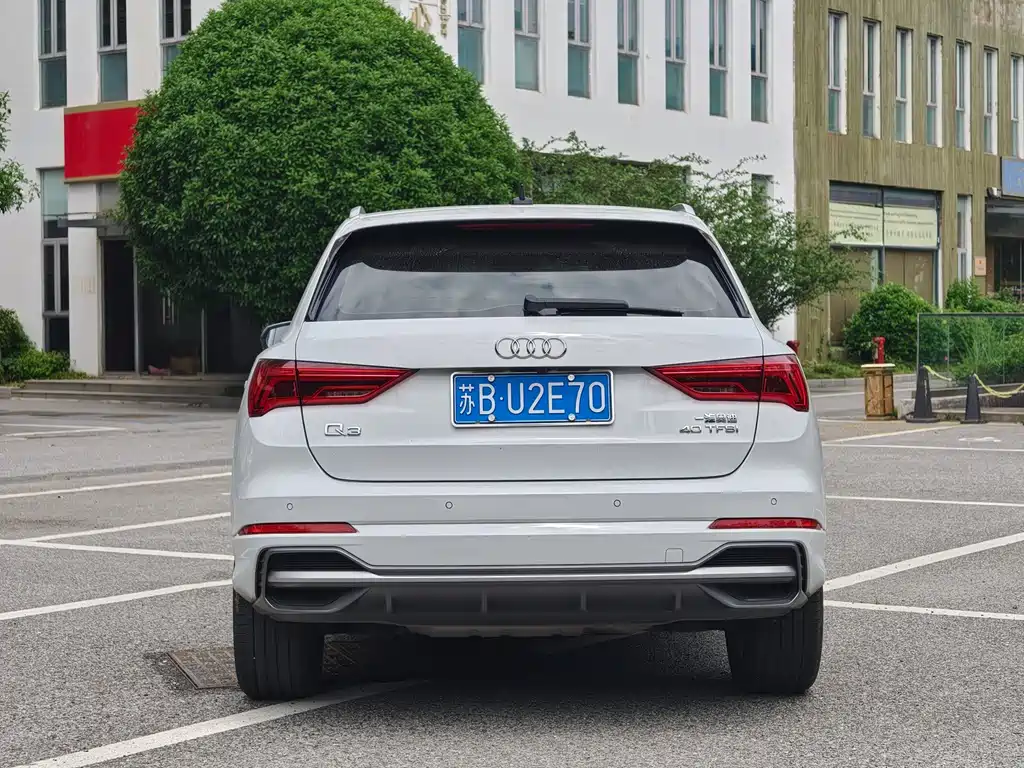 Audi Q3 2019 — фото 5