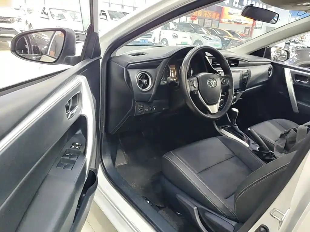 Toyota Levin 2017 — фото 16
