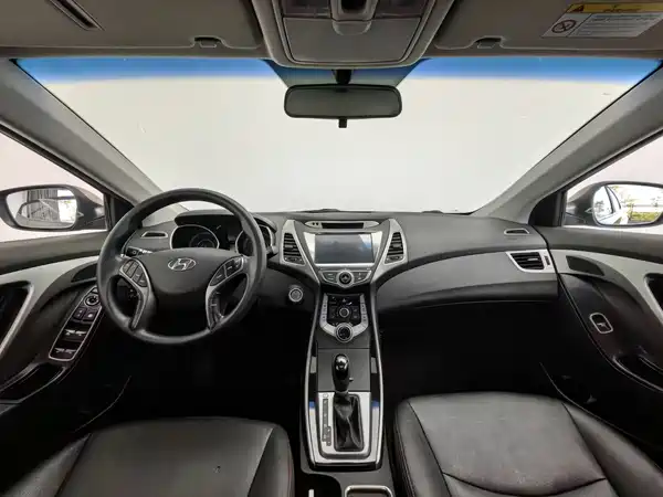 Hyundai Elantra Langdong 2016