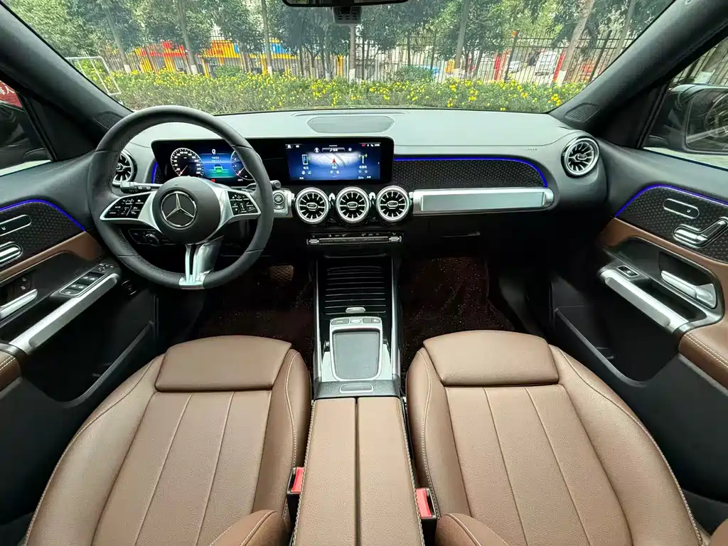 Mercedes-Benz GLB 2025 — фото 21