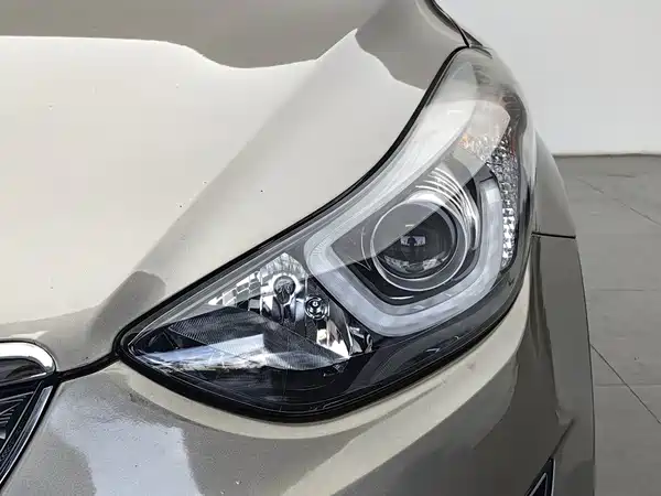 Hyundai Elantra Langdong 2016