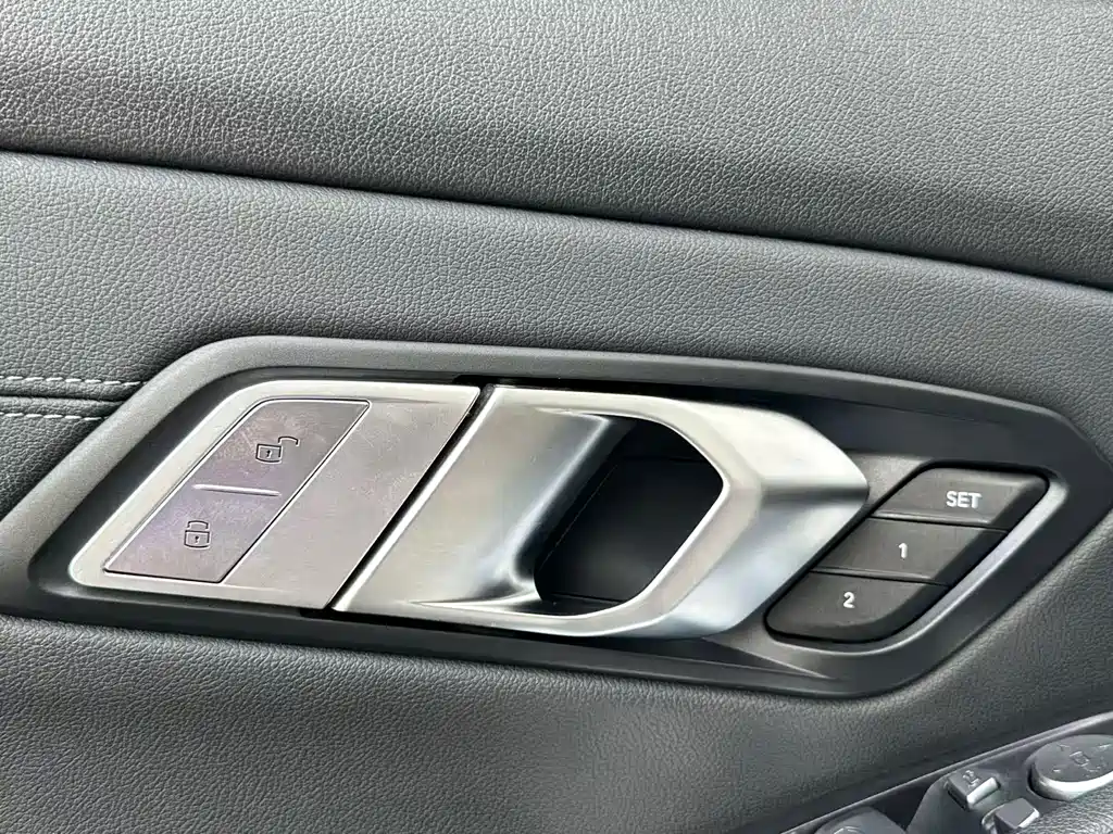 BMW 3 Series 2020 — фото 12