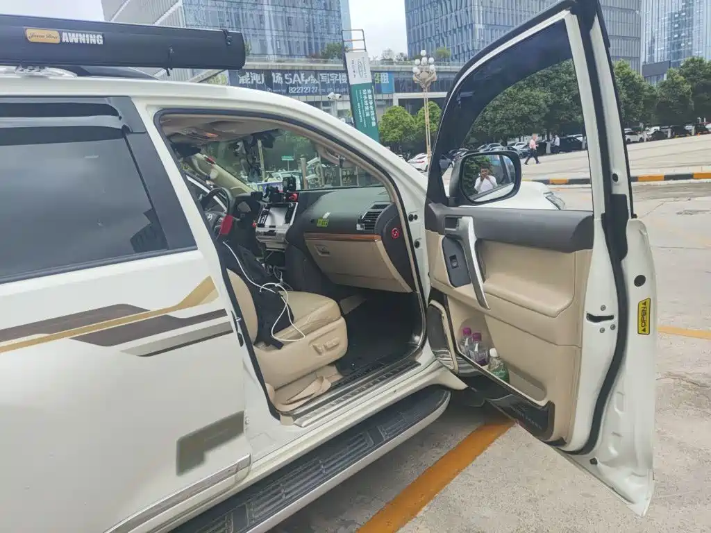 Toyota Prado 2018 — фото 19