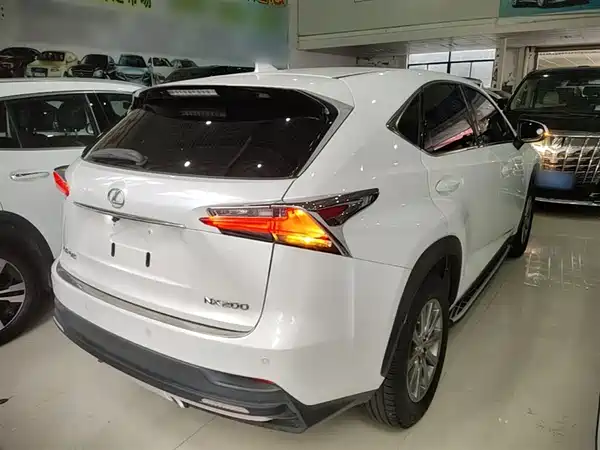 Lexus NX 2015