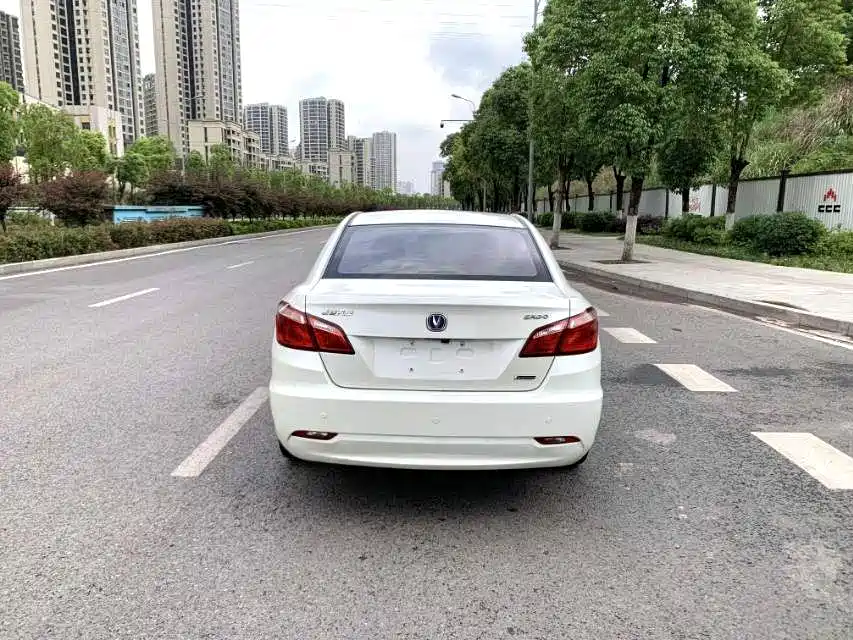 Changan Eado 2013 — фото 13