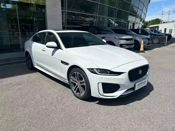 Jaguar XEL 2024