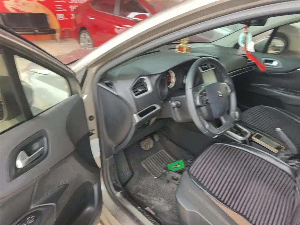 Citroen C4L 2015 — фото 16