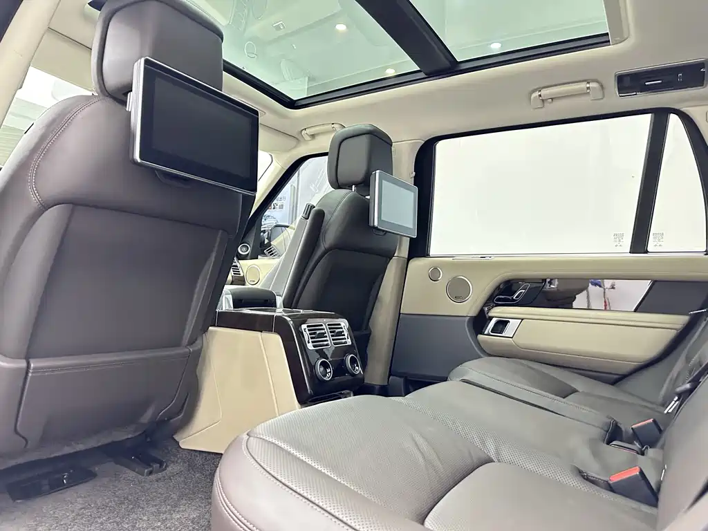 Land Rover Range Rover 2021 — фото 14