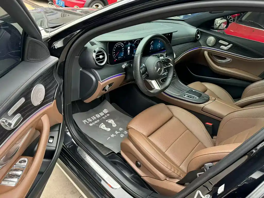 Mercedes-Benz E-Class 2022 — фото 4