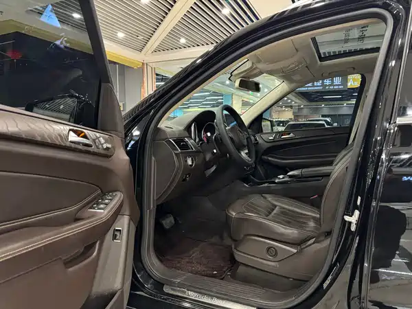 Mercedes-Benz GLE 2017