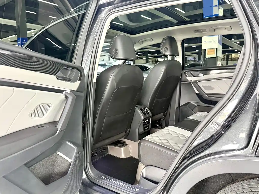 Volkswagen Tayron 2023