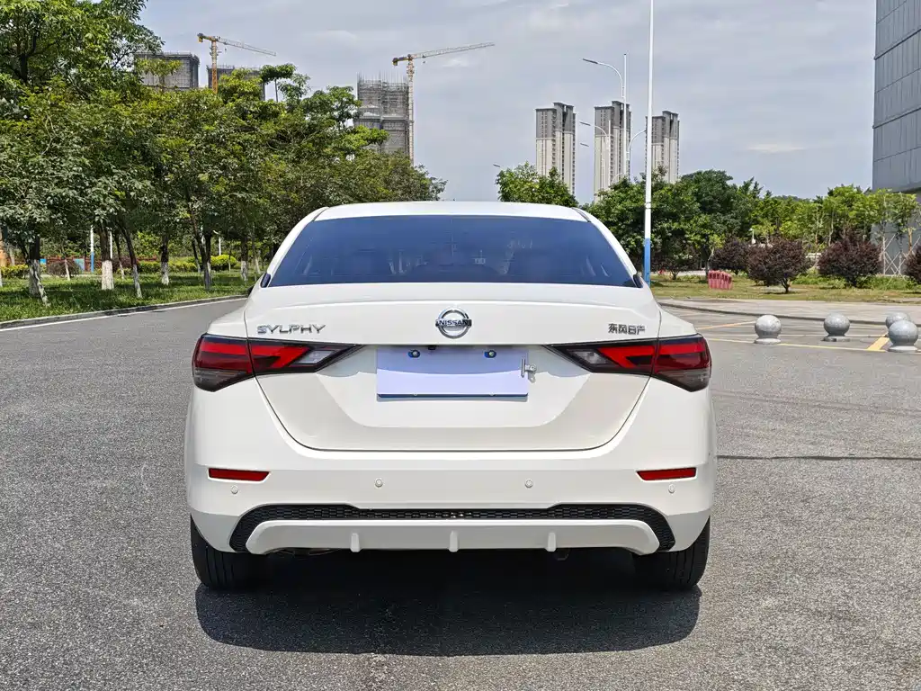 Nissan Sylphy 2021 — фото 14