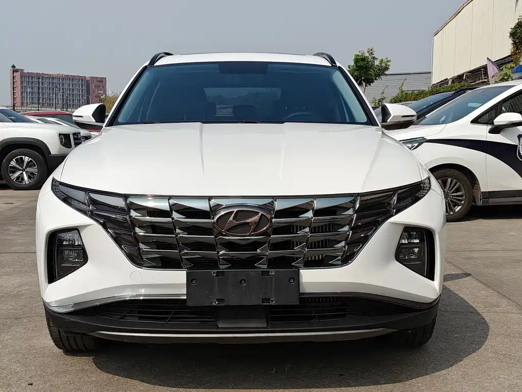 Hyundai Tucson 2021 — фото 17