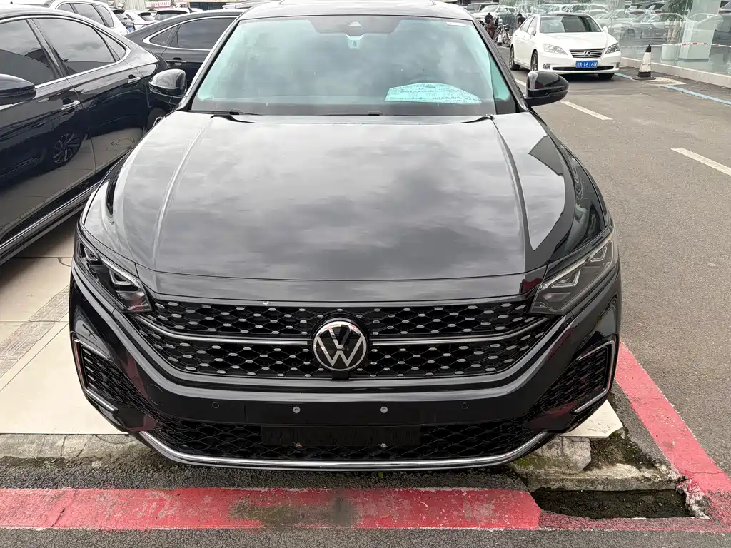 Volkswagen Passat 2022