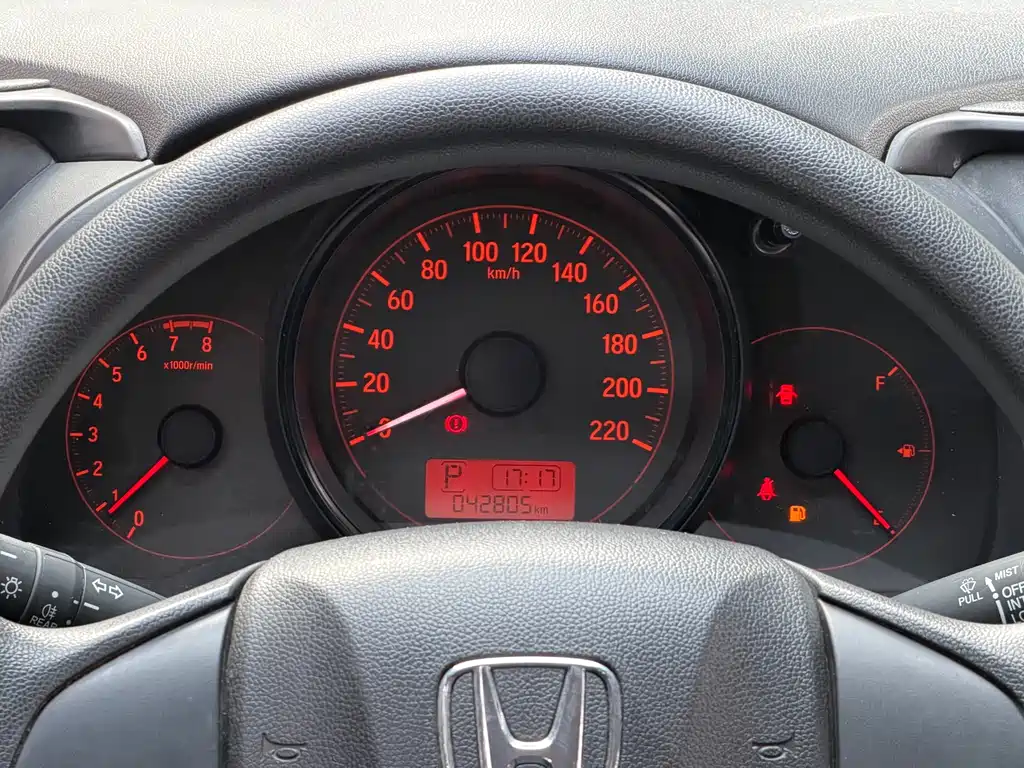 Honda Fit 2017 — фото 15