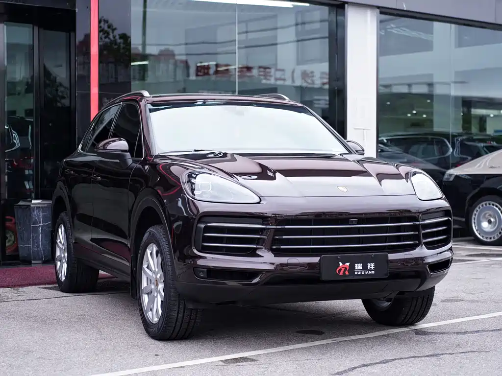 Porsche Cayenne 2018 — фото 15
