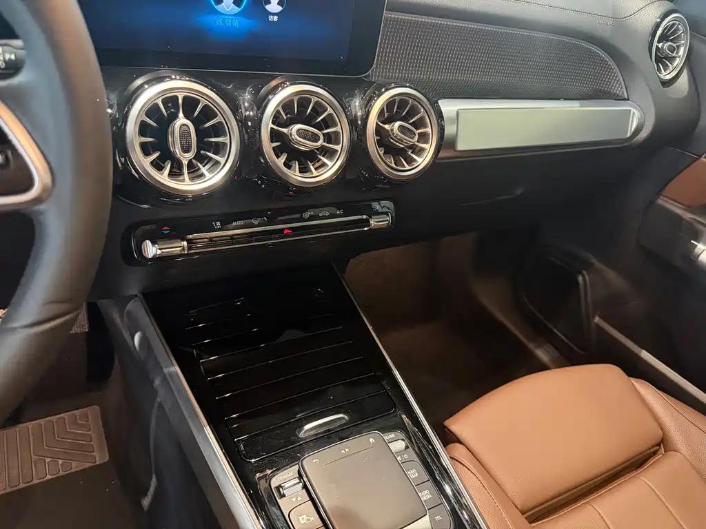 Mercedes-Benz GLB 2020 — фото 15