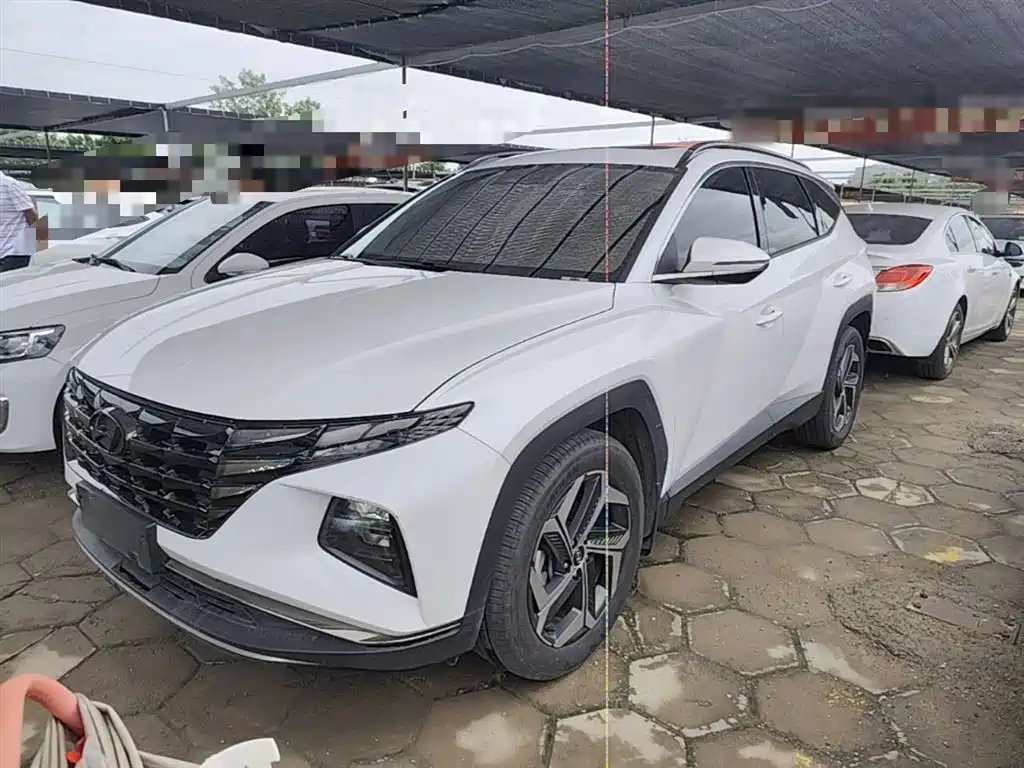 Hyundai Tucson 2023 — фото 2