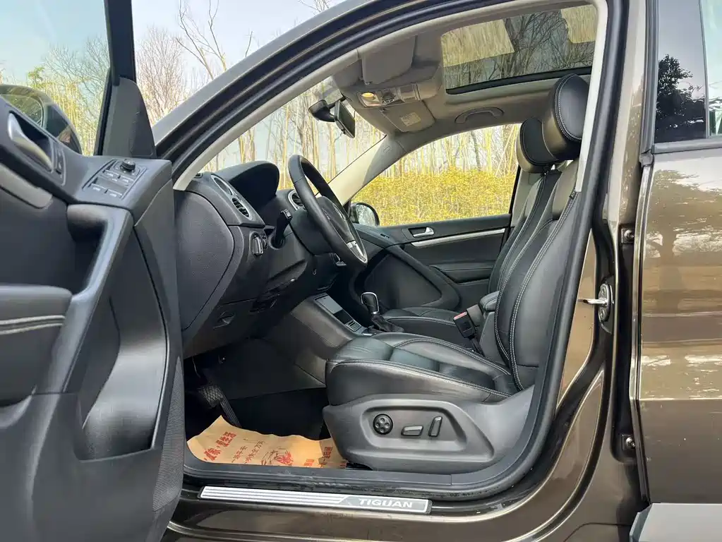 Volkswagen Tiguan 2018 — фото 13