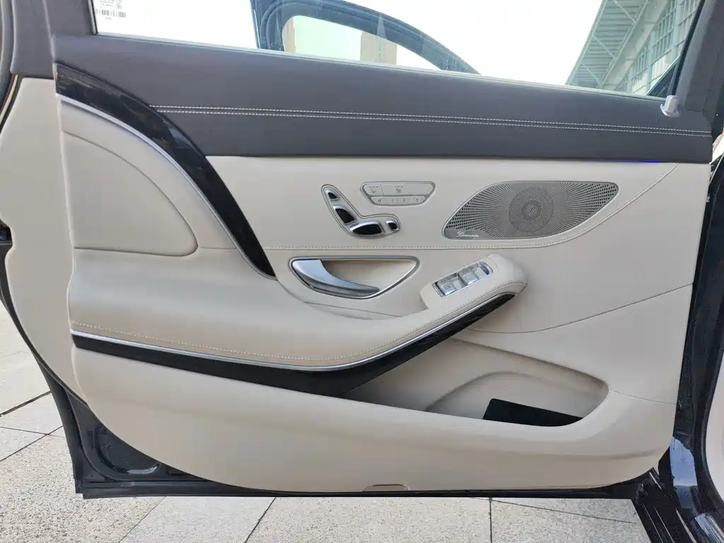 Mercedes-Benz Maybach S-Class 2019 — фото 24