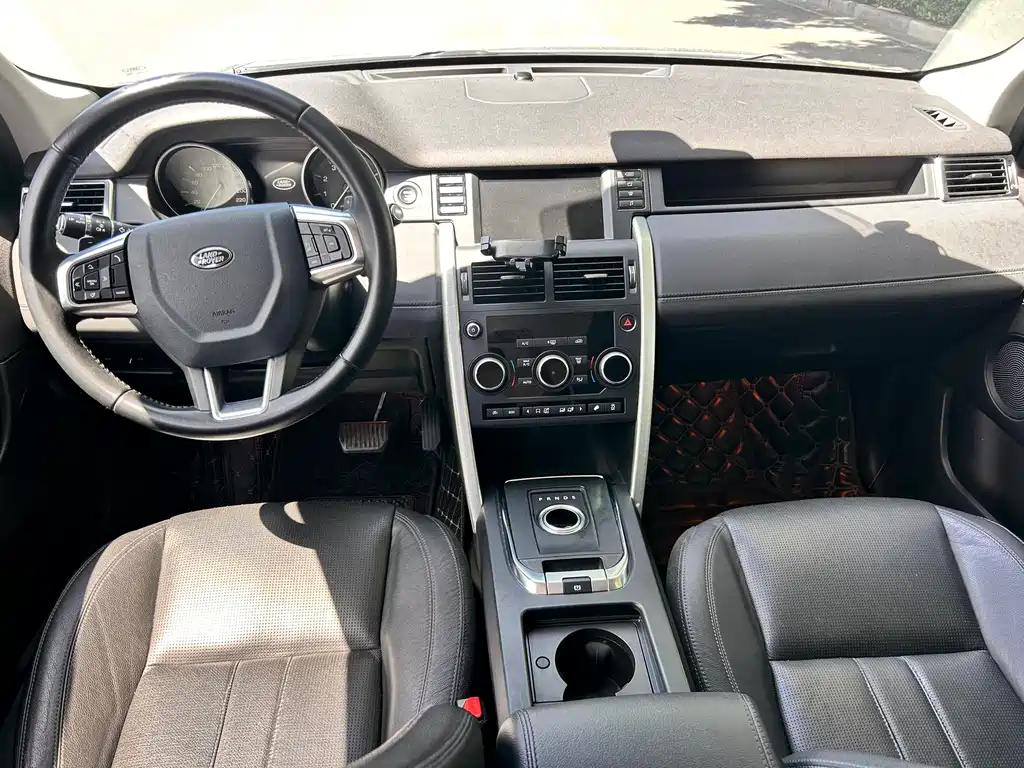 Land Rover Discovery Sport 2016 — фото 10