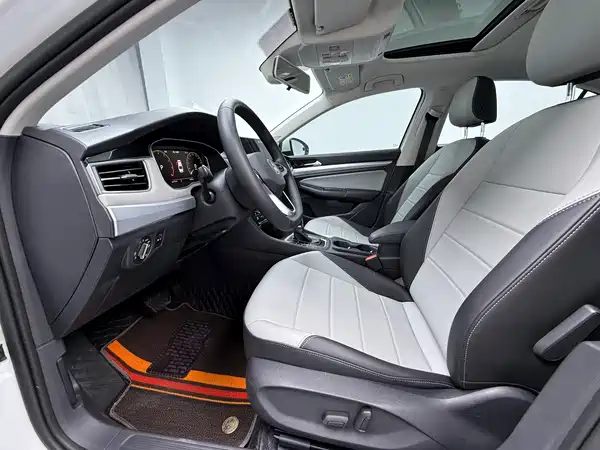 Volkswagen Bora 2022