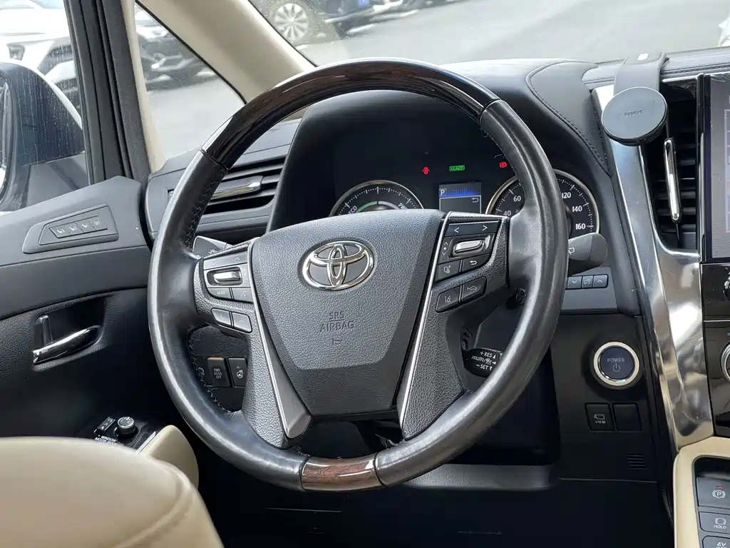 Toyota Alphard 2020 — фото 7
