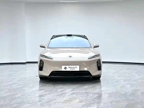 NIO ET5 2025