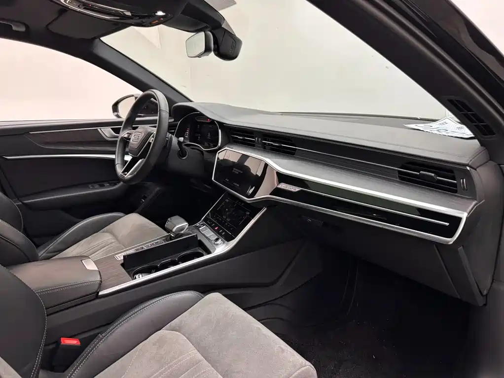 Audi A6L 2023 — фото 11