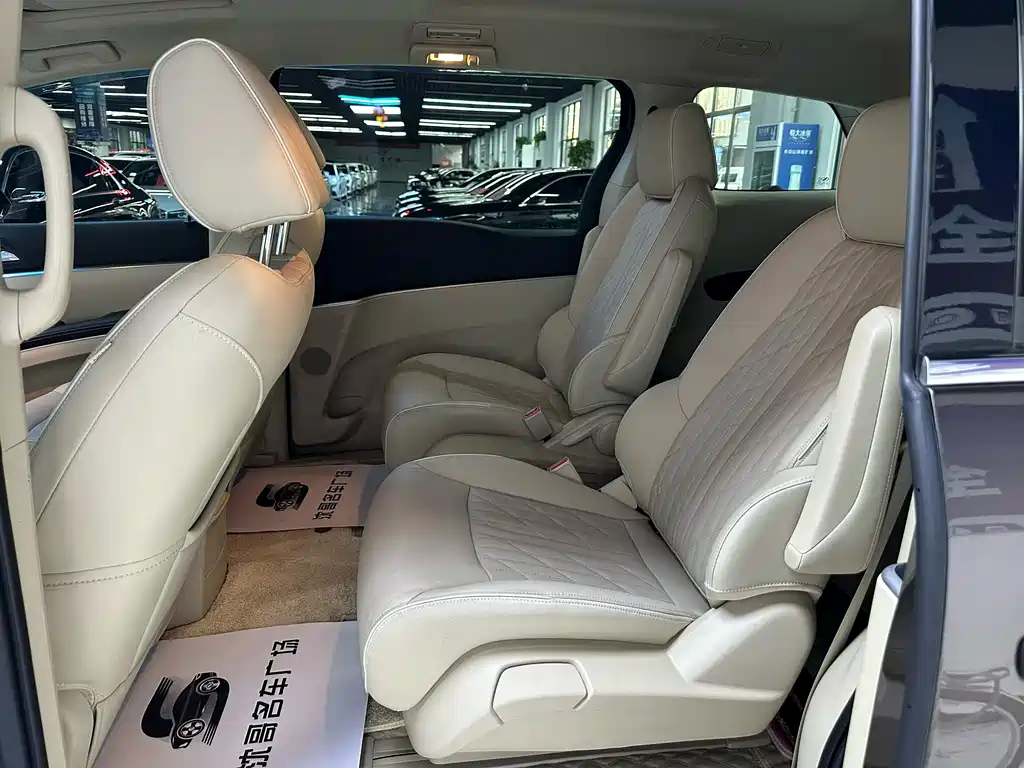 Buick GL8 2023