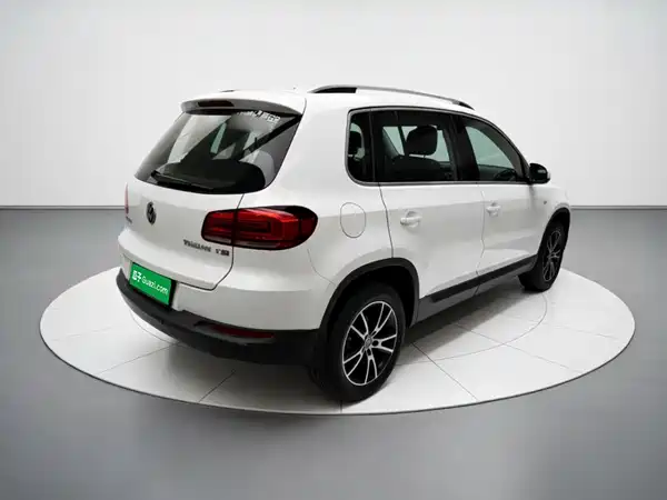 Volkswagen Tiguan 2015