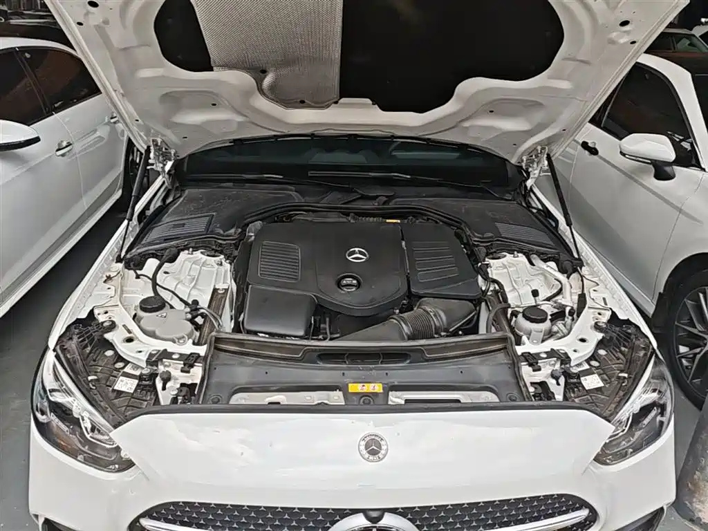 Mercedes-Benz C-Class 2024 — фото 20