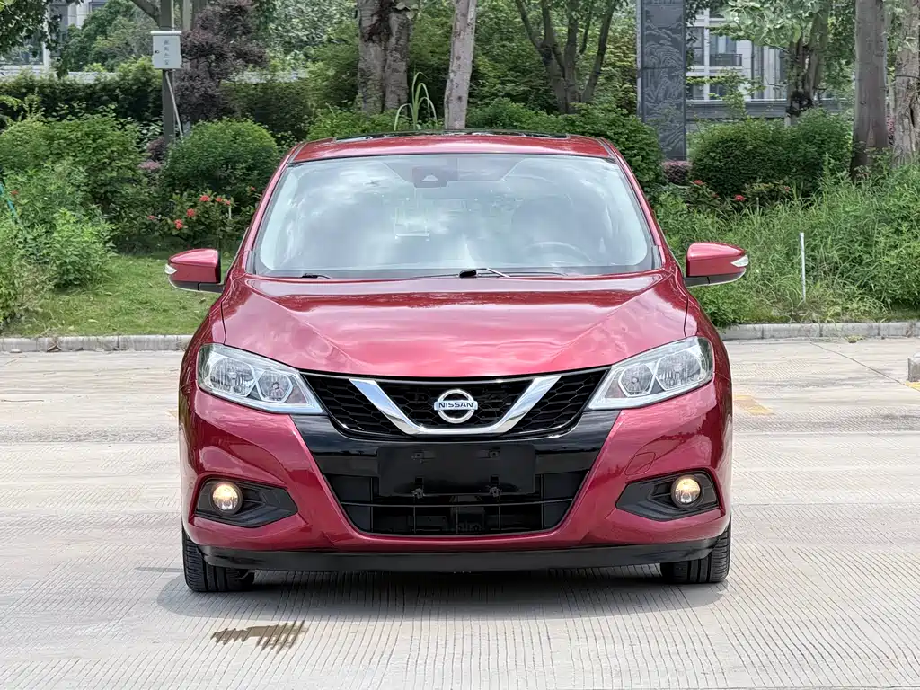 Nissan Tiida 2016