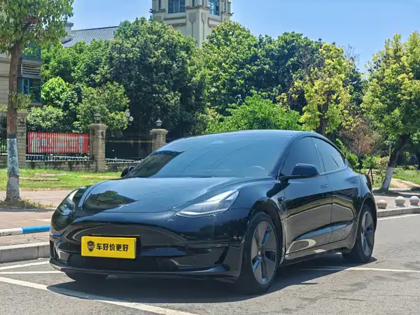 Tesla Model 3 2023